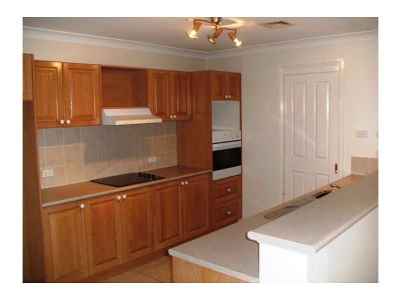 27 Rosemary Pl, Cherrybrook NSW 2126