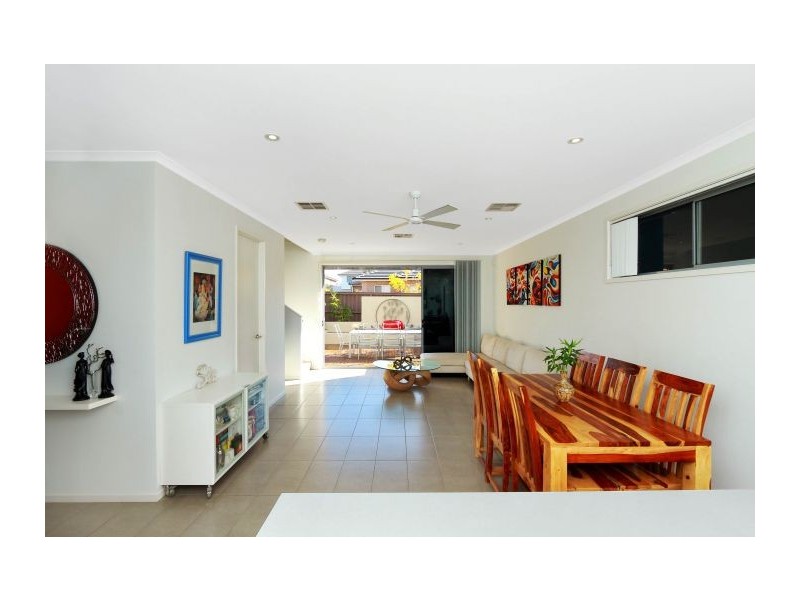 4 Caddies Boulevard, Rouse Hill NSW 2155