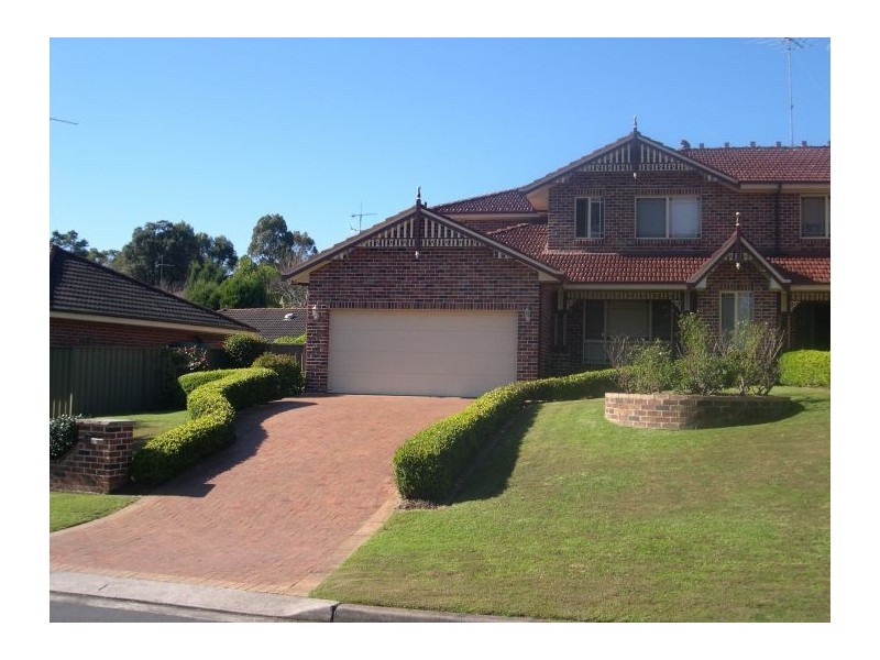 1 9 Strathcarron Ave, Castle Hill NSW 2154