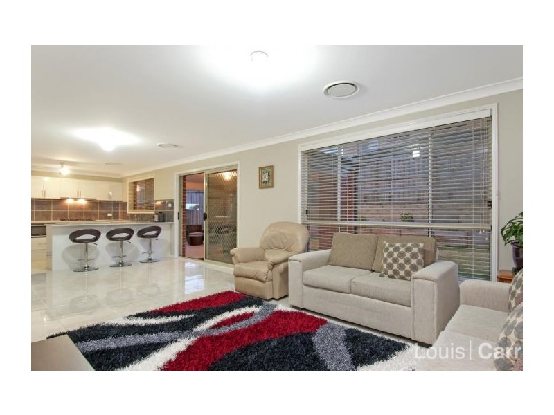 12 Eaglewood Gardens, Beaumont Hills NSW 2155