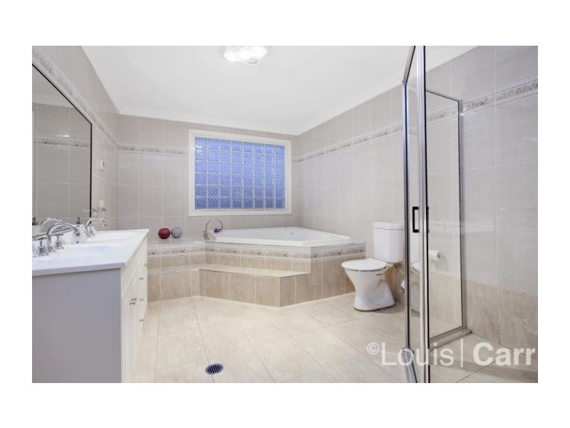 25 Beaumaris Ave, Castle Hill NSW 2154