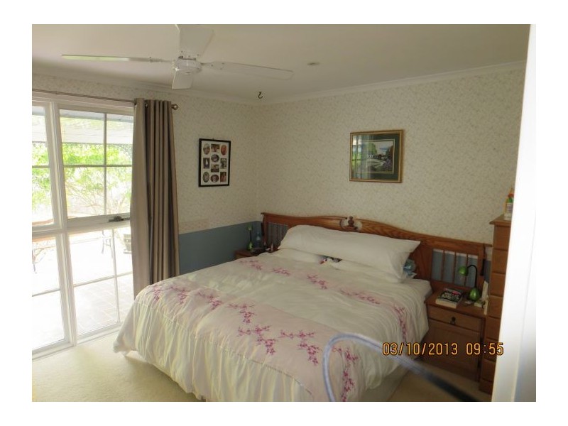 8 Finley Pl, Glenhaven NSW 2156