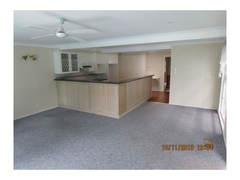 8 Finley Pl, Glenhaven NSW 2156