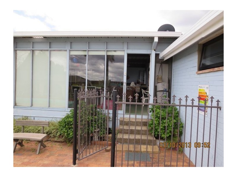 8 Finley Pl, Glenhaven NSW 2156