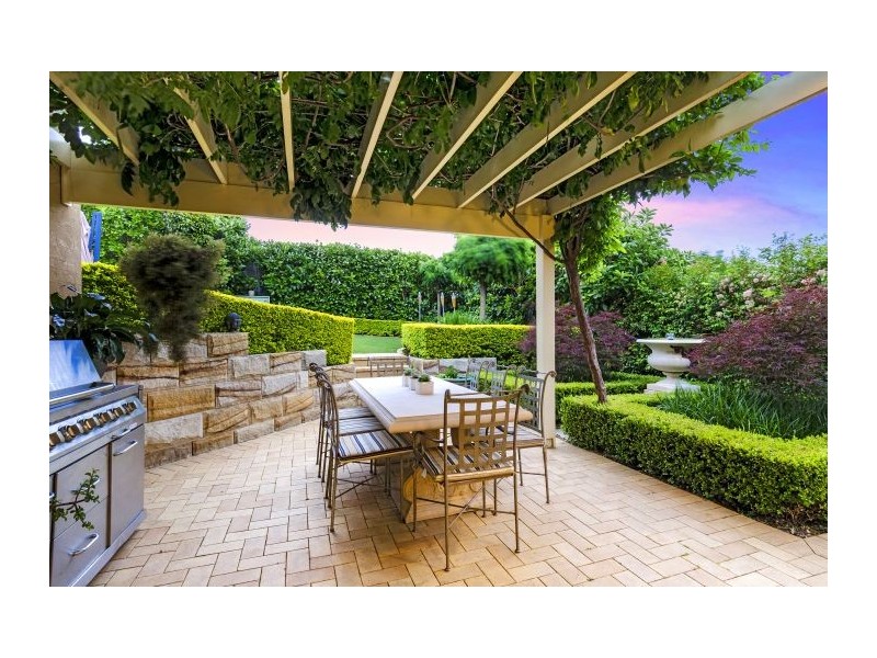 6 Kingscott Place, Castle Hill NSW 2154