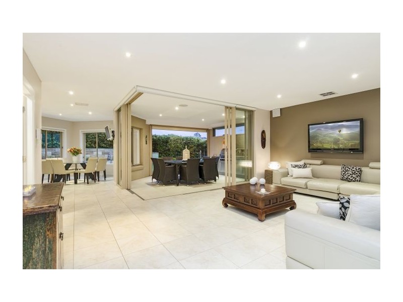 6 Kingscott Place, Castle Hill NSW 2154