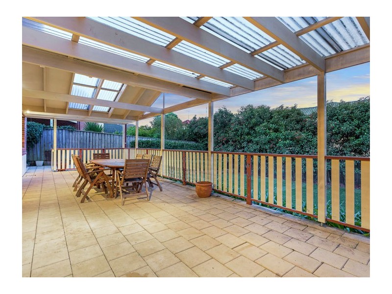 8 Softwood Avenue, Beaumont Hills NSW 2155