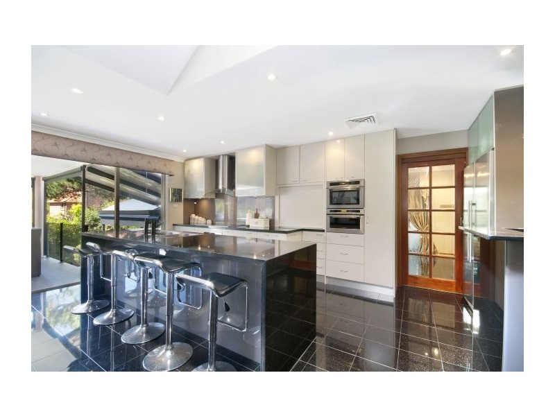 112 Aiken Road, West Pennant Hills NSW 2125