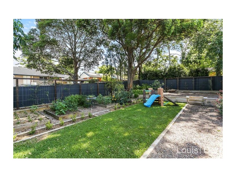 28 Rondelay Drive, Castle Hill NSW 2154