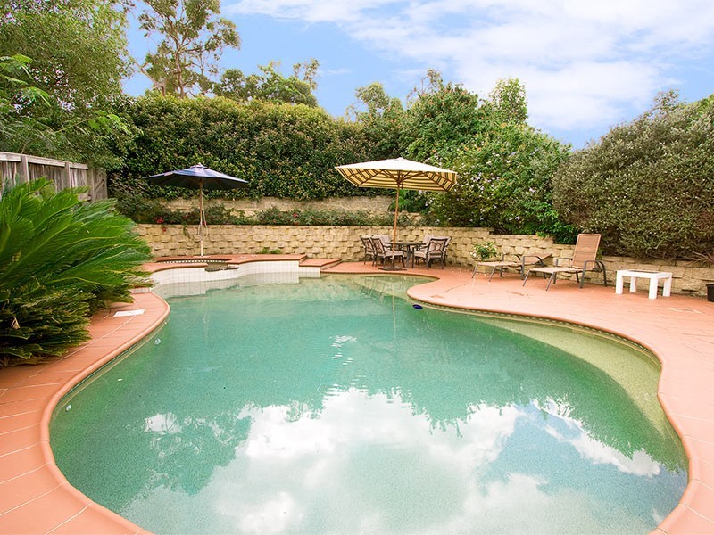 31 Kingussie Avenue, Castle Hill NSW 2154