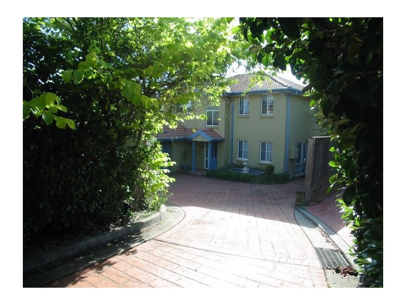 6 Bernard Place, Cherrybrook NSW 2126