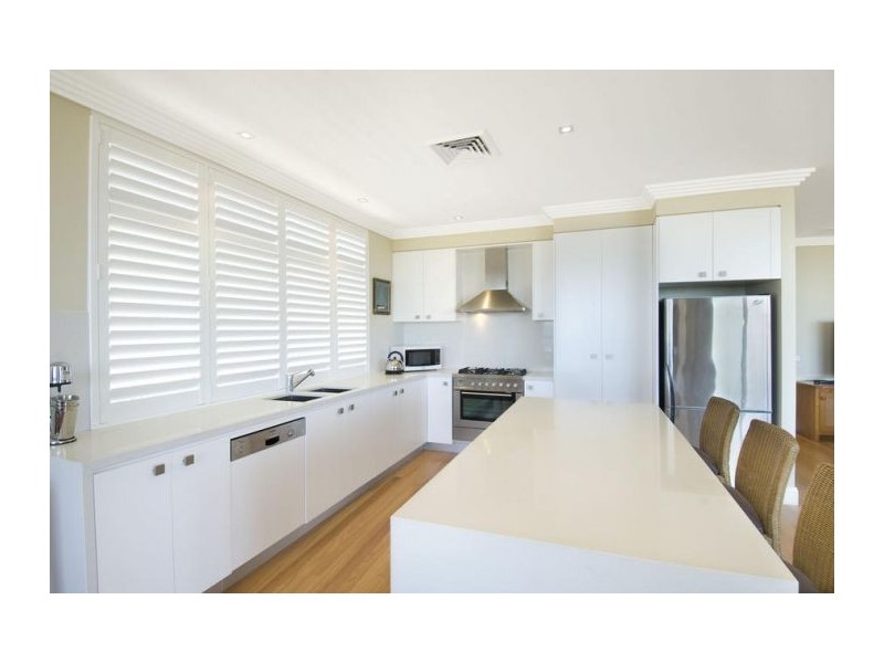 12/2 The Esplanade, Terrigal NSW 2260