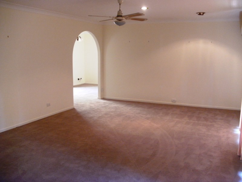 77 Cedarwood Drive, Cherrybrook NSW 2126