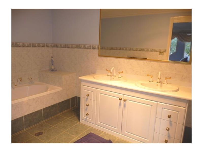 28 Kambah Place, West Pennant Hills NSW 2125