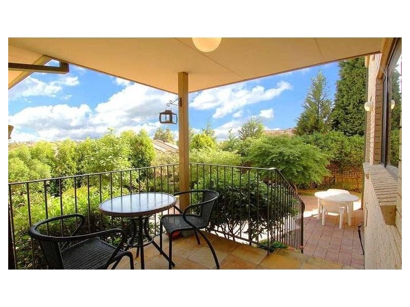 4 Glen Helen Grove, Dural NSW 2158