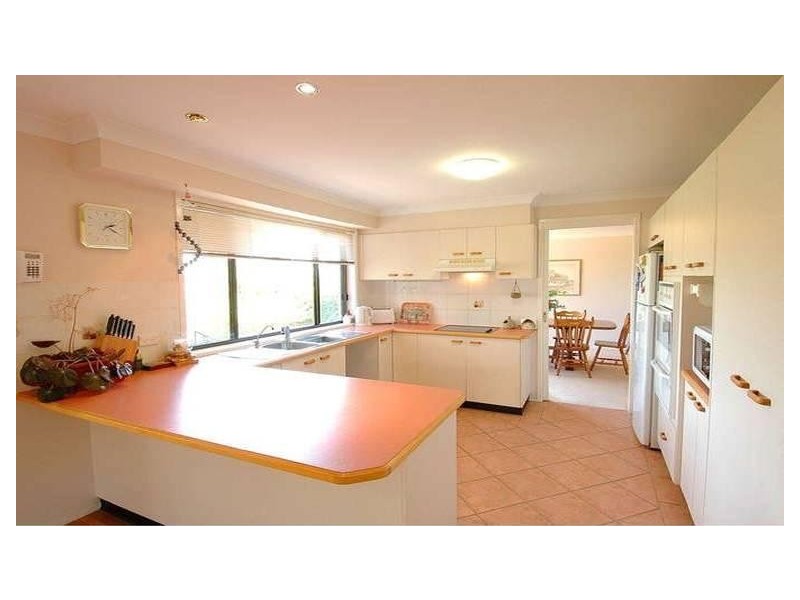 4 Glen Helen Grove, Dural NSW 2158