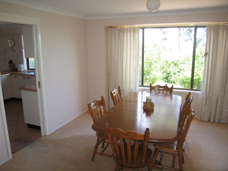 4 Glen Helen Grove, Dural NSW 2158