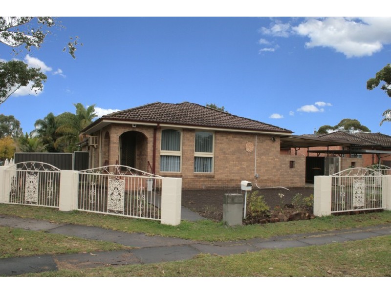 22 Dahlia Street, Quakers Hill NSW 2763