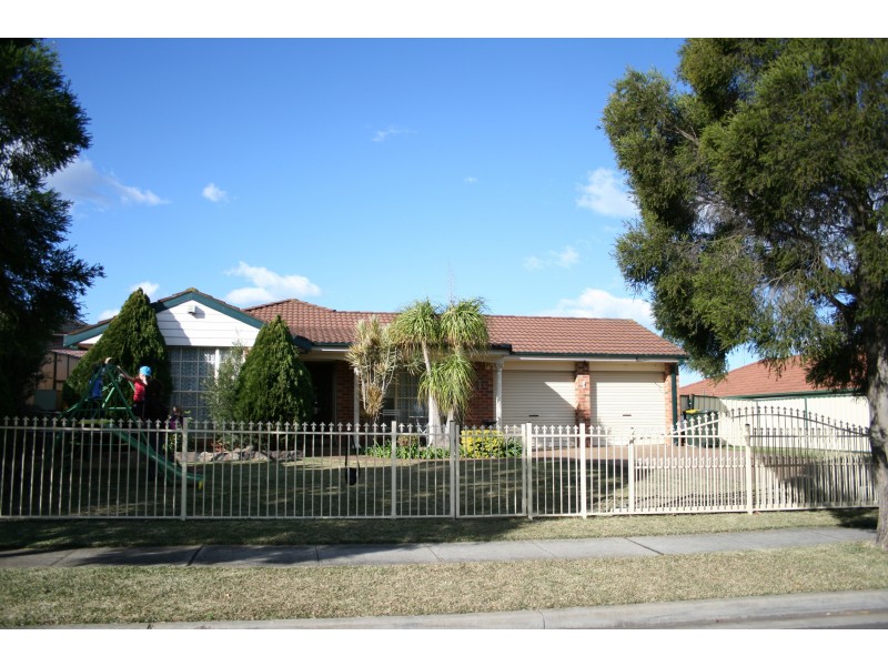 3 Mannix Place, Quakers Hill NSW 2763