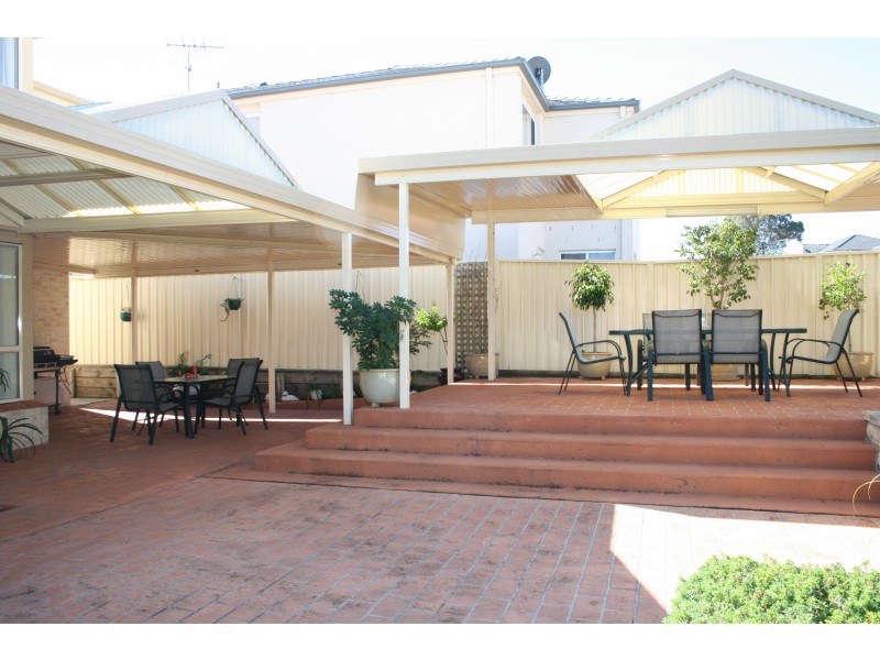 4 Panmure, Rouse Hill NSW 2155