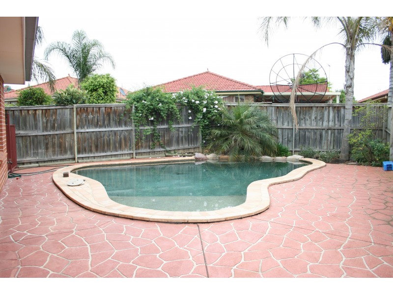 14 Loretta Place, Glendenning NSW 2761