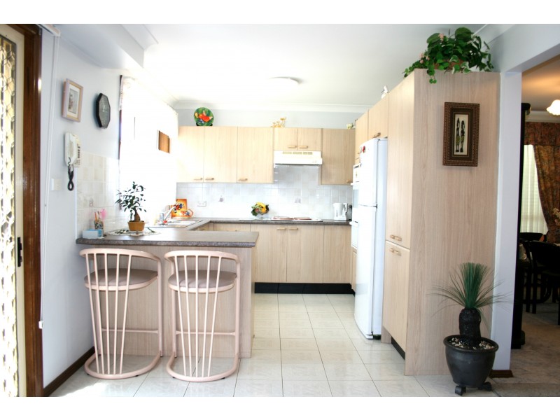 99b Pagoda, Quakers Hill NSW 2763