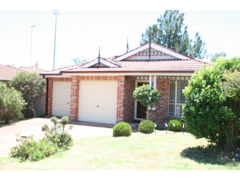 3 Mandarin Way, Glenwood NSW 2768