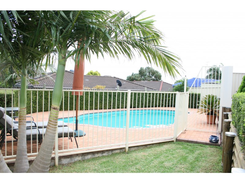 27 Crestreef Drive, Acacia Gardens NSW 2763