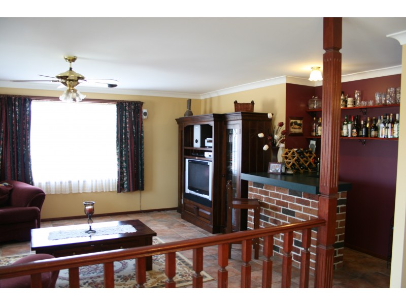 27 Crestreef Drive, Acacia Gardens NSW 2763