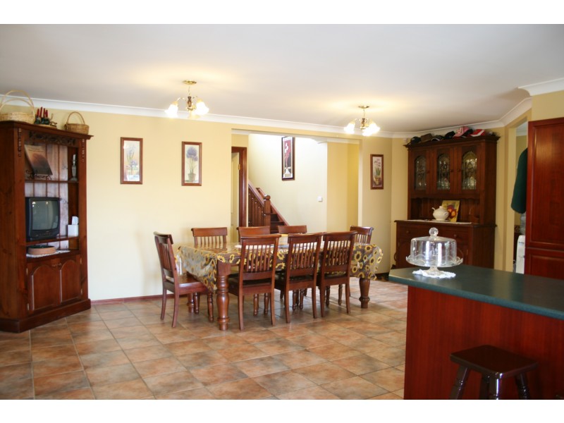 27 Crestreef Drive, Acacia Gardens NSW 2763