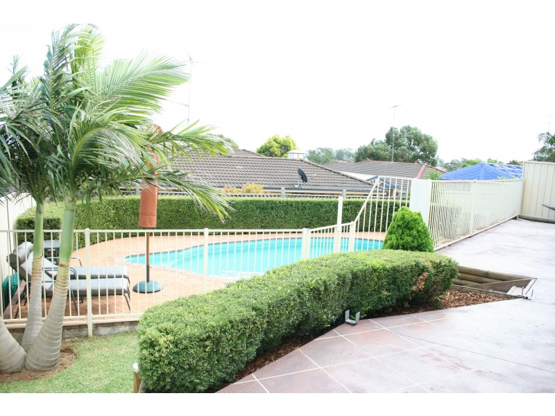 27 Crestreef Drive, Acacia Gardens NSW 2763