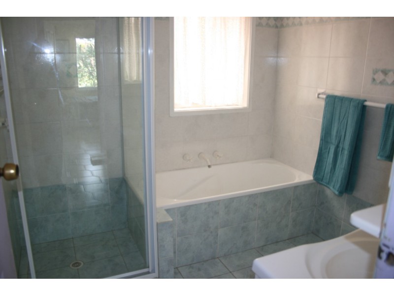 4 Bara Place, Quakers Hill NSW 2763