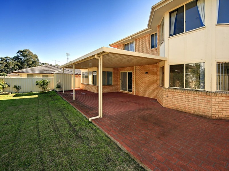 6 Brendan Place, Quakers Hill NSW 2763