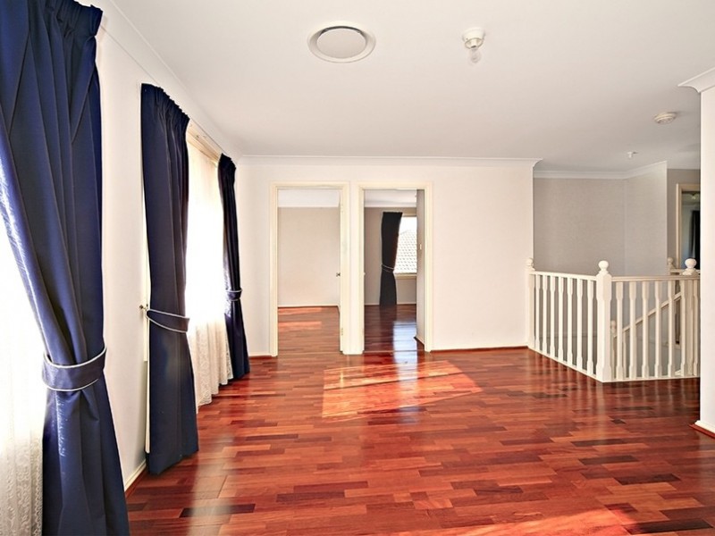 6 Brendan Place, Quakers Hill NSW 2763