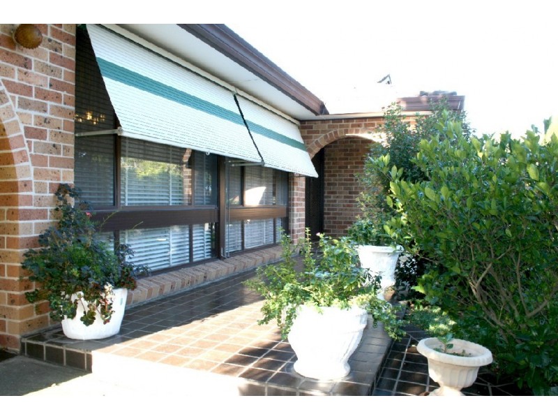 66 Tallagandra Drive, Quakers Hill NSW 2763