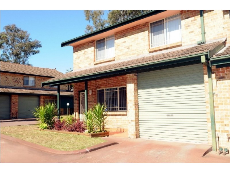 13/10 Stanbury Place, Quakers Hill NSW 2763