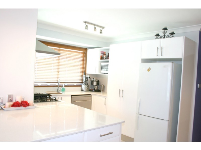 38 Torrance Crescent, Quakers Hill NSW 2763