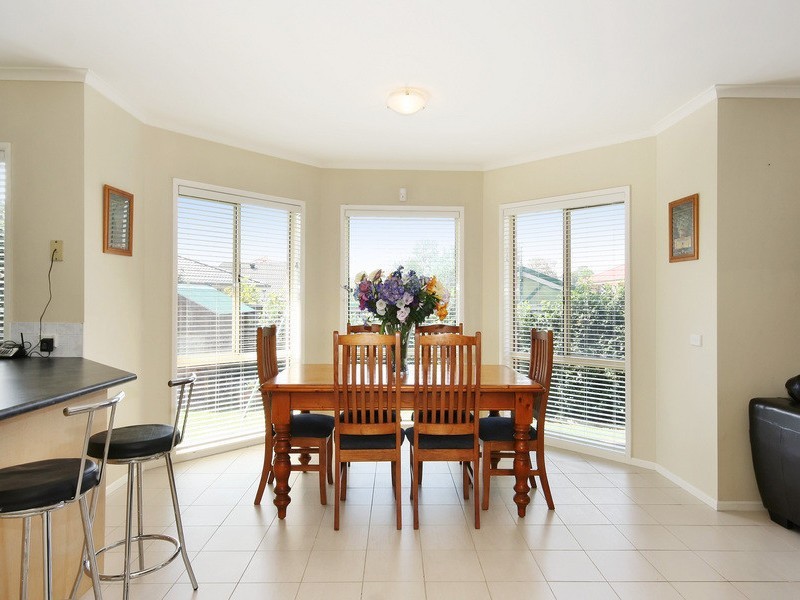 4. Apache Grove, Stanhope Gardens NSW 2768