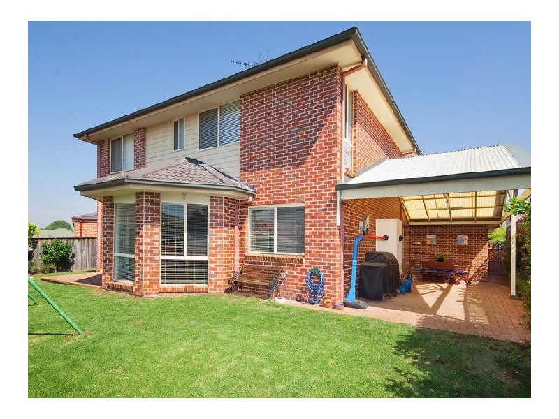 4. Apache Grove, Stanhope Gardens NSW 2768
