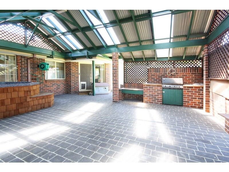 15 Penza Place, Quakers Hill NSW 2763