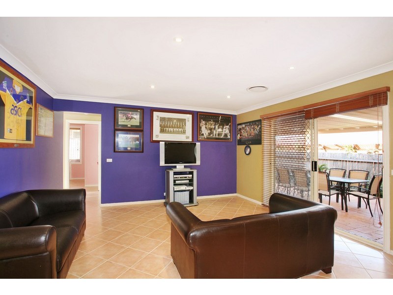 36 Thompson Crescent, Glenwood NSW 2768