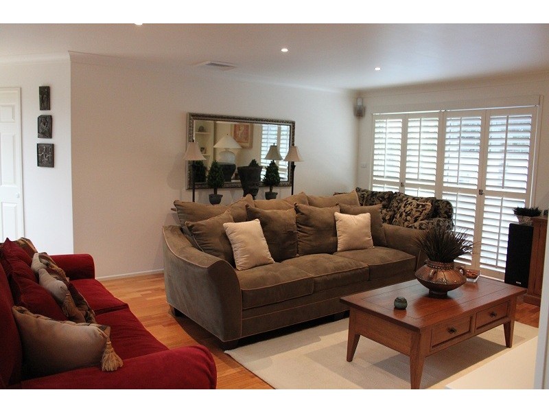 5 Gracelands Drive, Quakers Hill NSW 2763