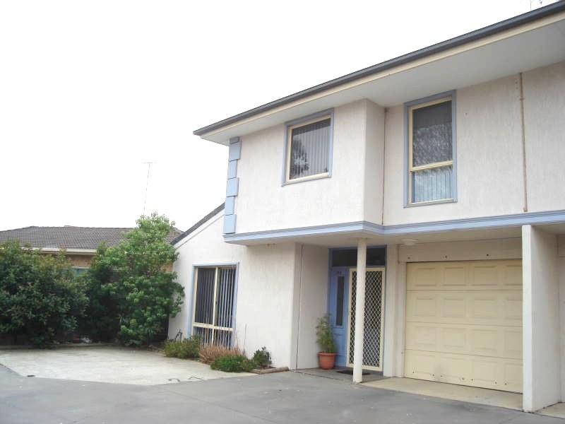 24 Whitehaven Avenue, Quakers Hill NSW 2763