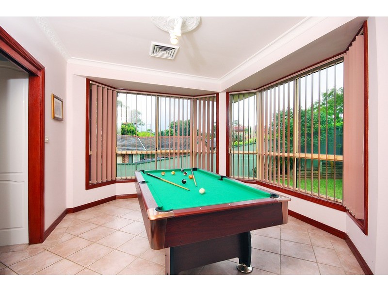 2 Turf Place, Quakers Hill NSW 2763