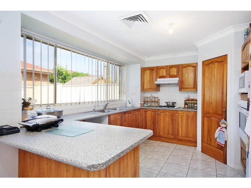 6 Blythe Avenue, Glenwood NSW 2768