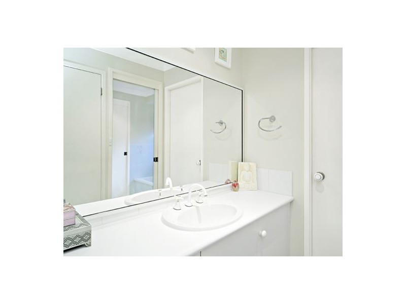 24 Maidos Place, Quakers Hill NSW 2763