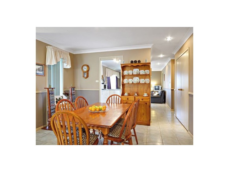 52 Woldhuis Street, Quakers Hill NSW 2763