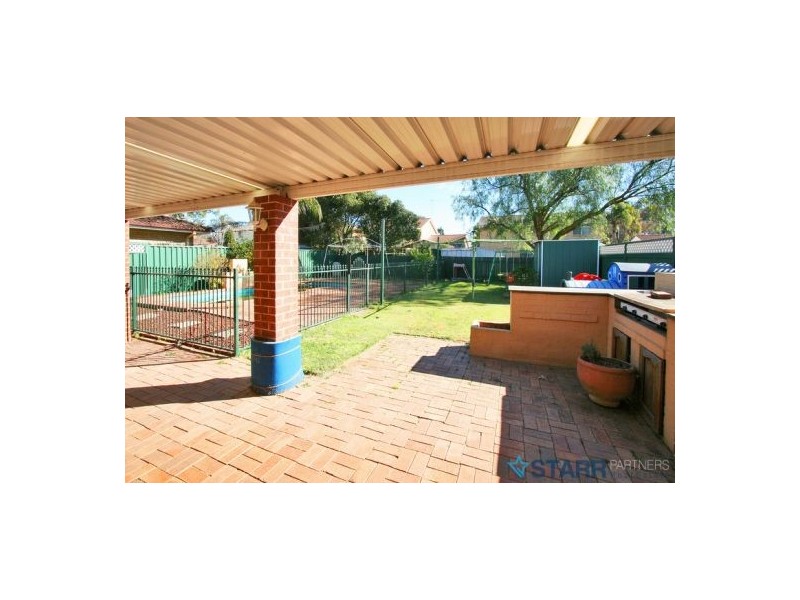 37 Ebony Cresent, Quakers Hill NSW 2763