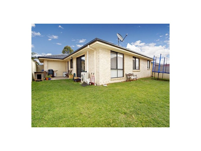 5 Erin Street, Quakers Hill NSW 2763