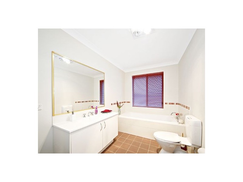 73. Sentry Drive, Stanhope Gardens NSW 2768